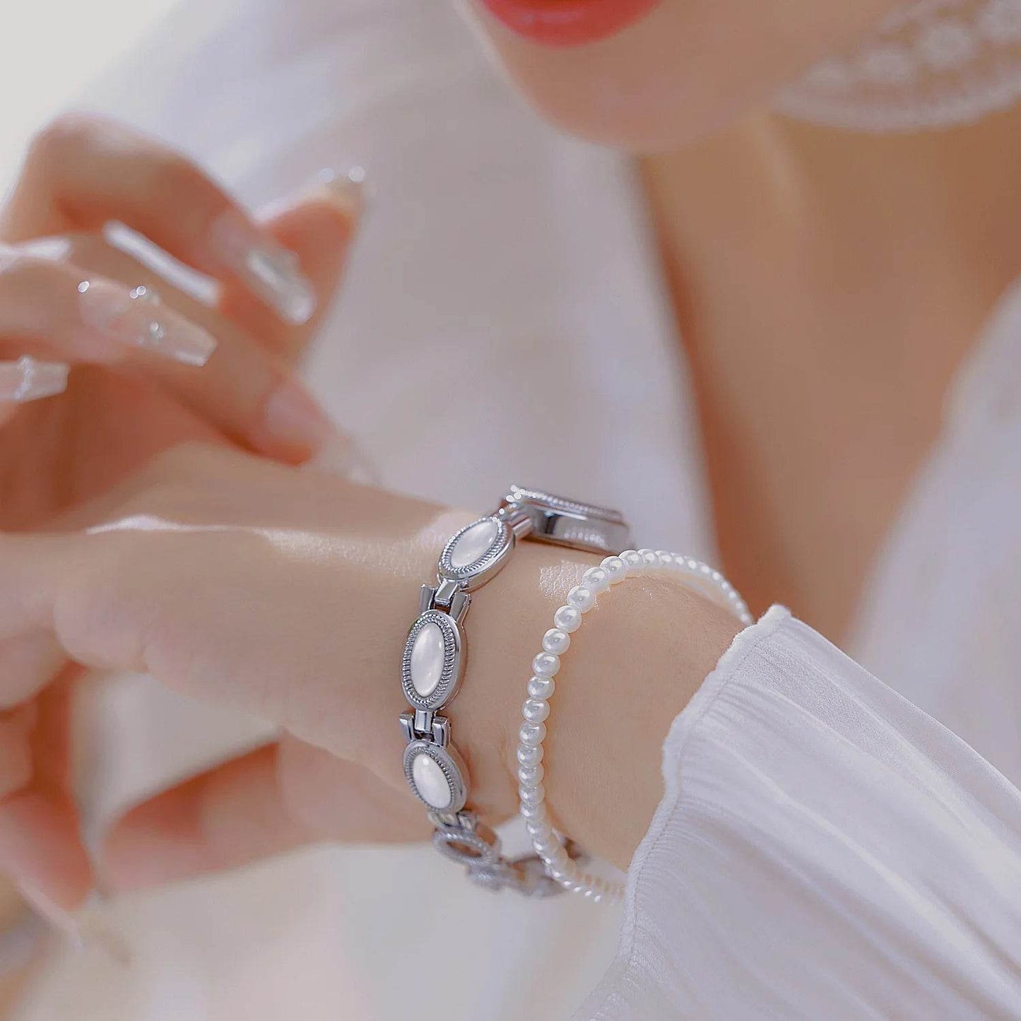 2025 New Women Wrist Watches Luxury Brand Elegant Fashion Ladies Wrist Watches - Lux Waches Max